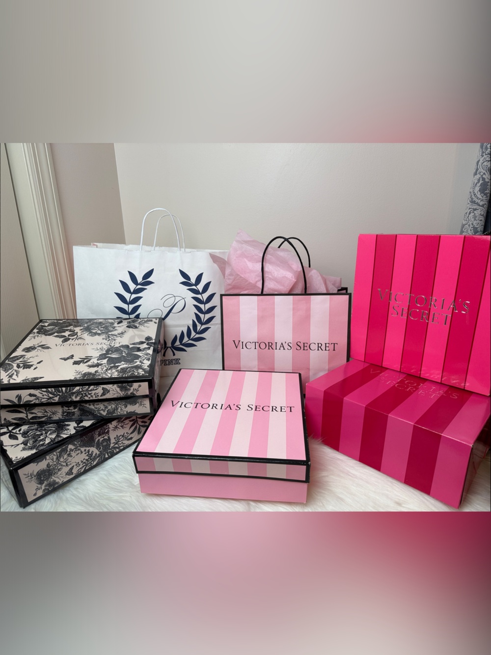 Victoria’s Secret Bundle of Gift Boxes & Gift Bags